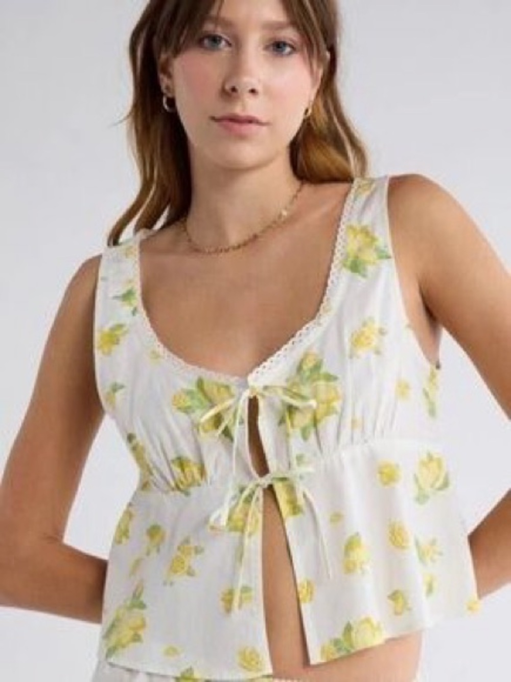 Abound Lemon Print Tie Front Camisole Top White Yellow M NWT